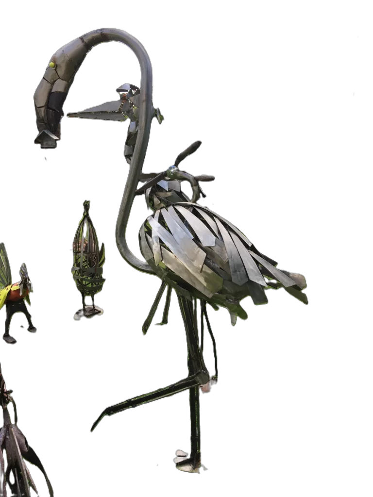 Flamant rose - Réalisé avec des chutes inox et acier verni - cou tuyau échappement auto