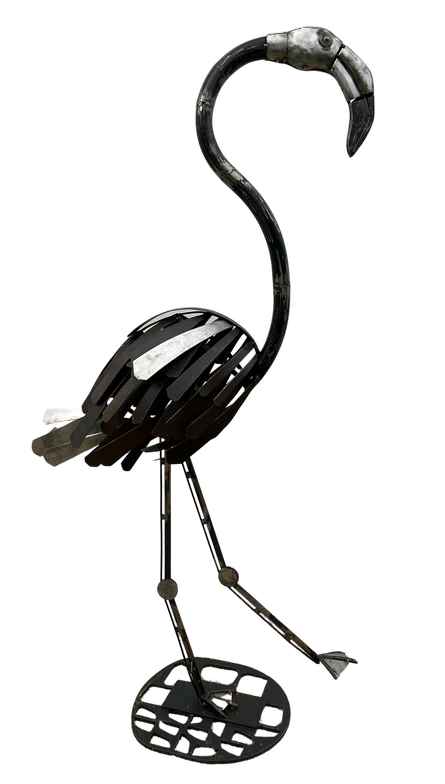 Flamant rose 1 - Réalisé avec des chutes industrielles inox et acier verni, cou tuyau échappement auto - H150cm L65