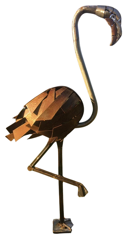 Flamant rose 2 Flamant rose 2 - Réalisé avec des chutes industrielles acier verni, cou tuyau échappement auto. h 175 cm