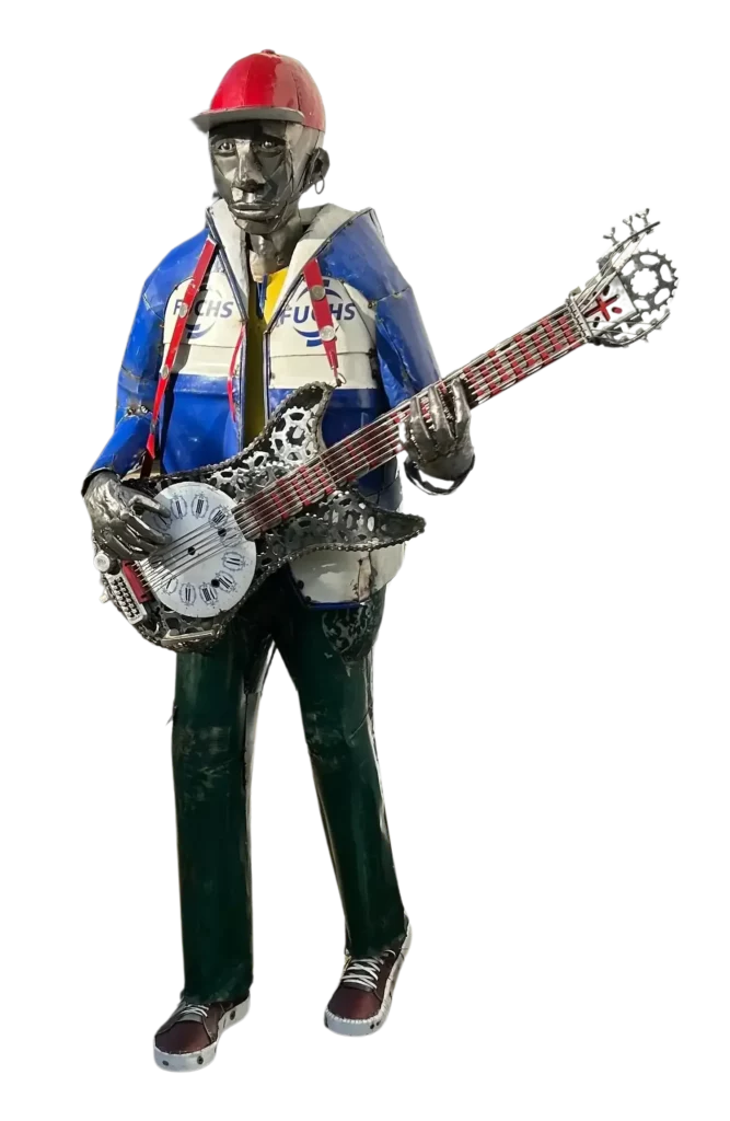 Diego - Guitariste réalisé en tôles de fûts d'huile - H 180